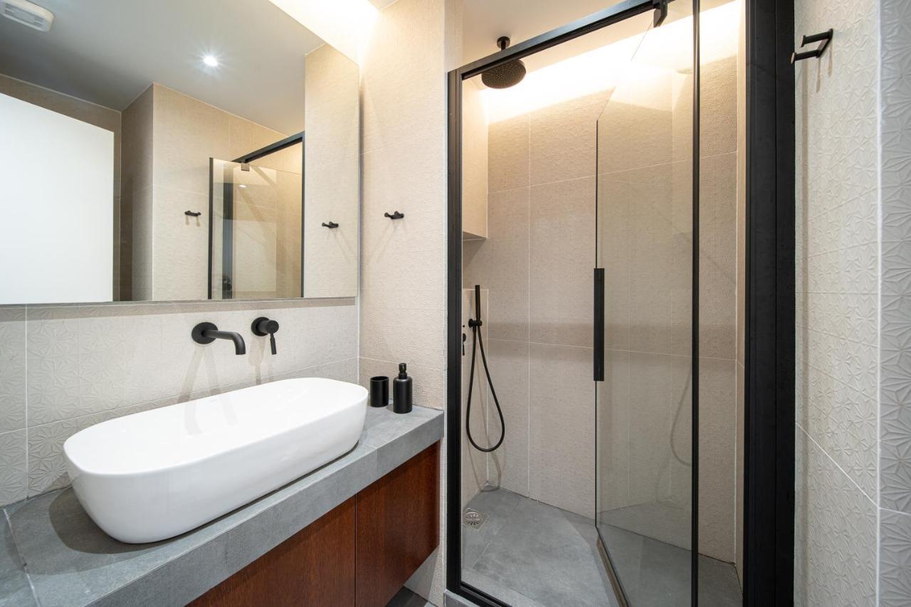 The H Experience Blackbird Spacious 2Bd Apartment Close To The Beach Ксилокастро Экстерьер фото