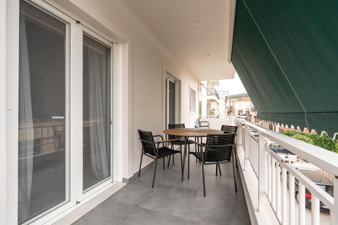 The H Experience Blackbird Spacious 2Bd Apartment Close To The Beach Ксилокастро Экстерьер фото