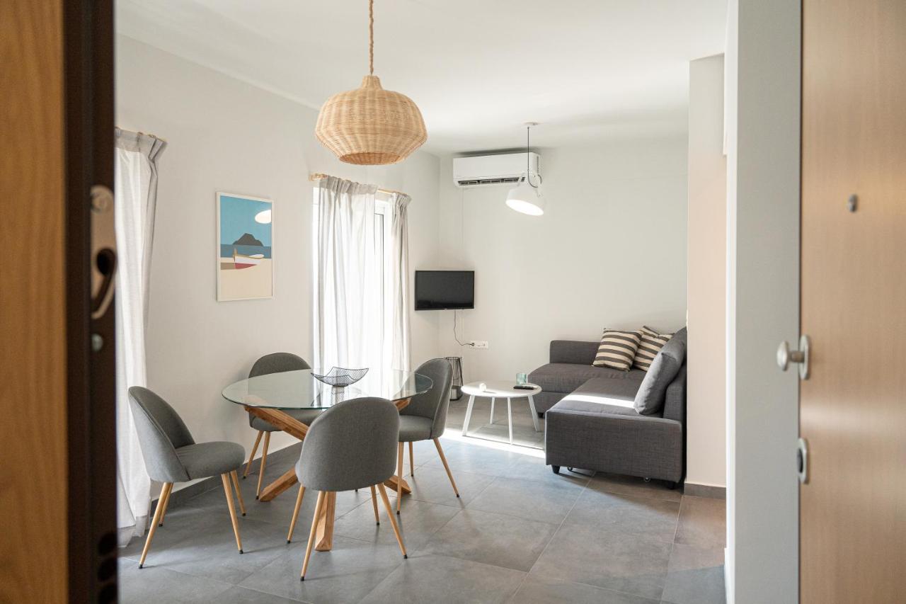 The H Experience Blackbird Spacious 2Bd Apartment Close To The Beach Ксилокастро Экстерьер фото