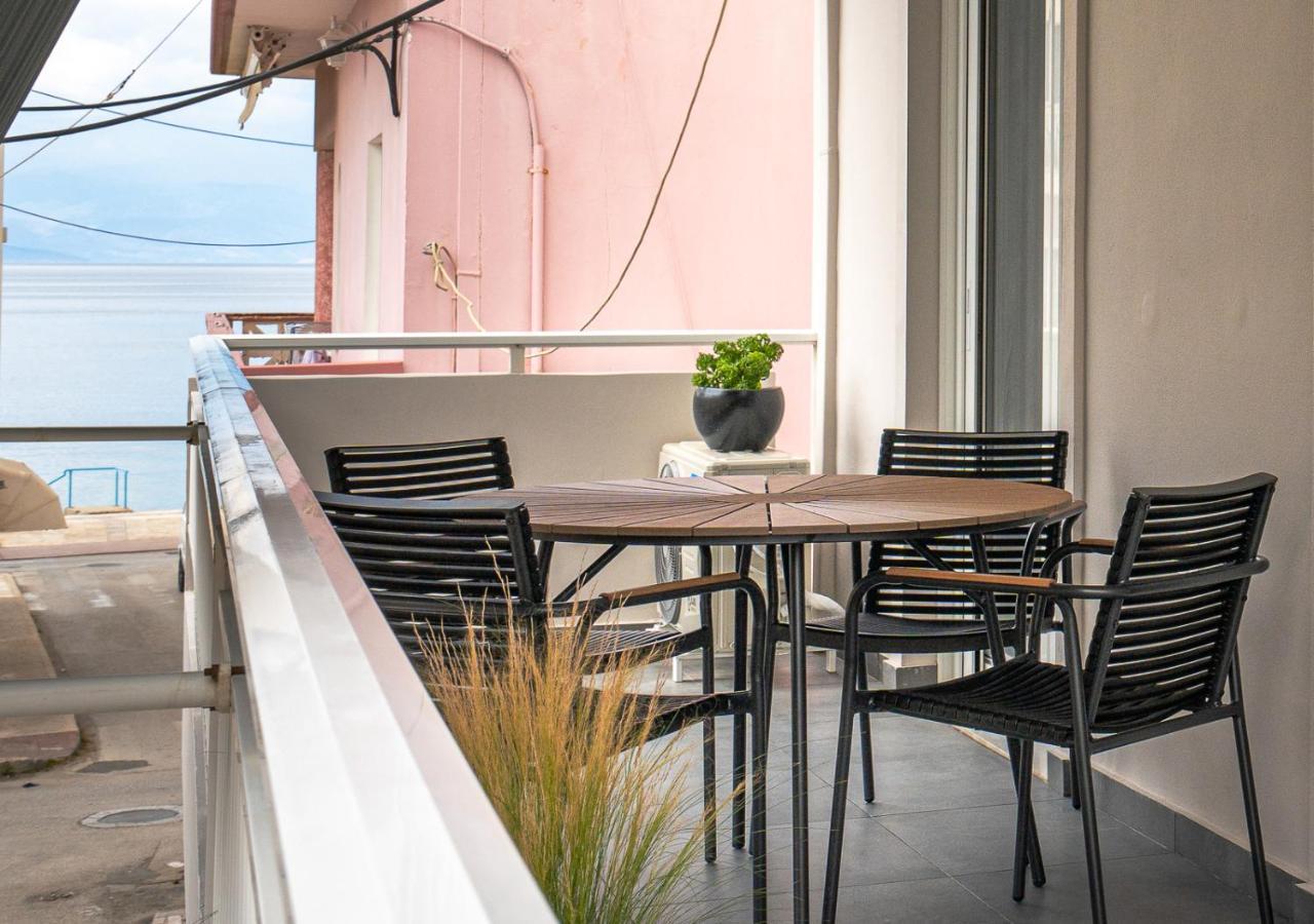 The H Experience Blackbird Spacious 2Bd Apartment Close To The Beach Ксилокастро Экстерьер фото